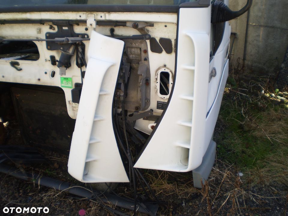 narożnik kabiny polik lewy, prawy IVECO STRALIS