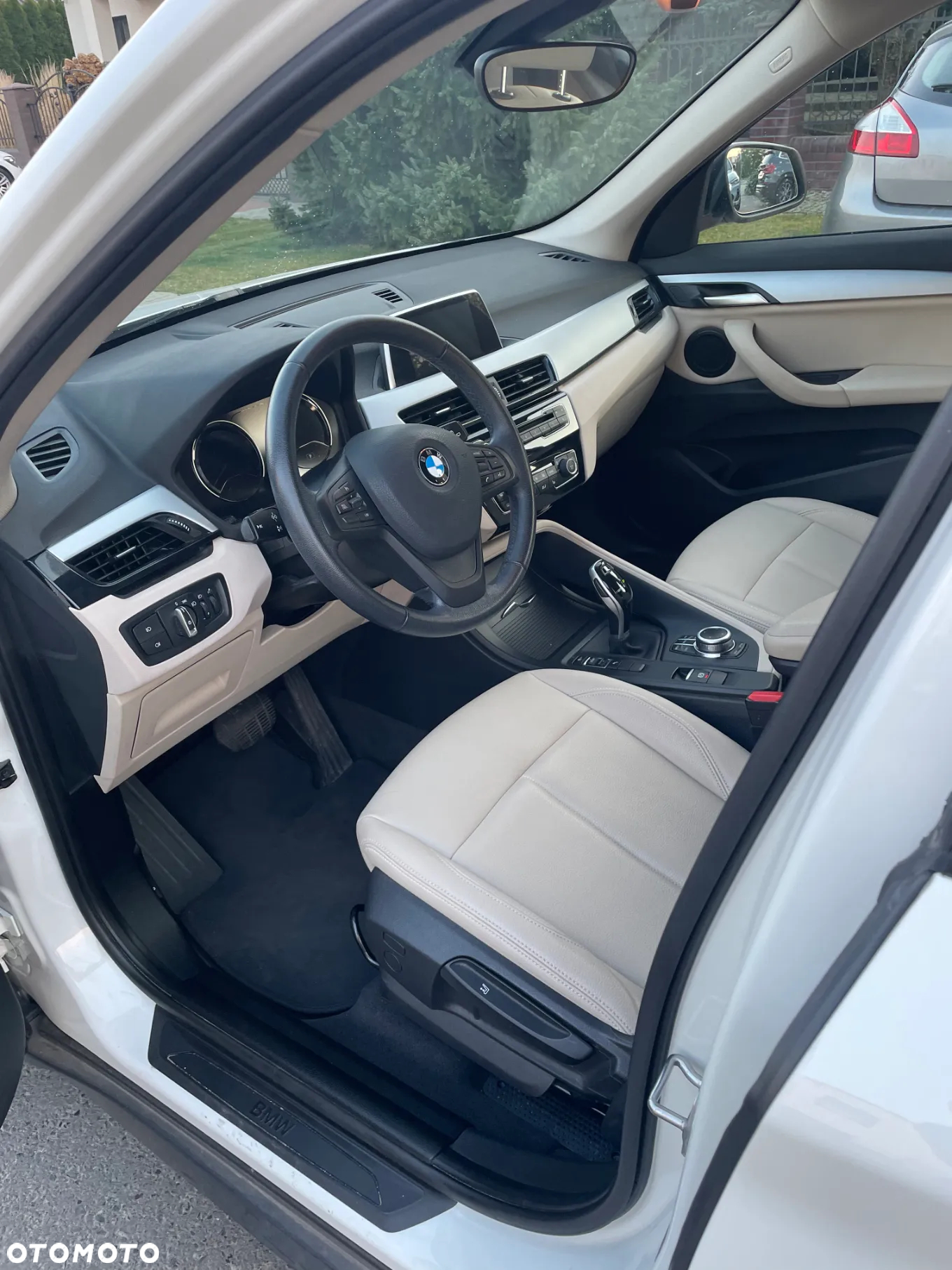 BMW X1 sDrive18i - 10