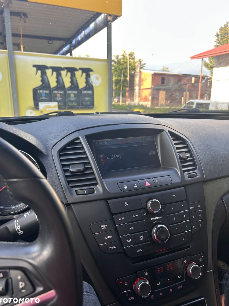 Opel Insignia 2.0 CDTI - 16