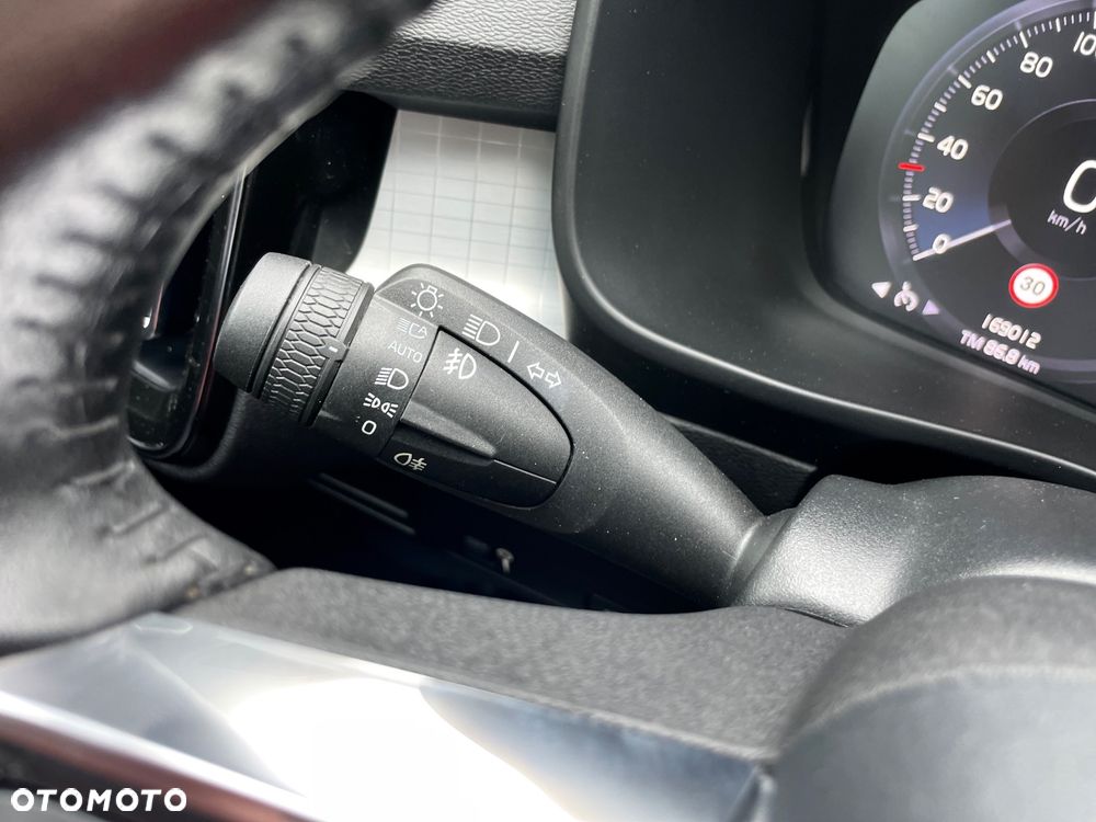 Volvo XC 40 D3 Momentum - 20