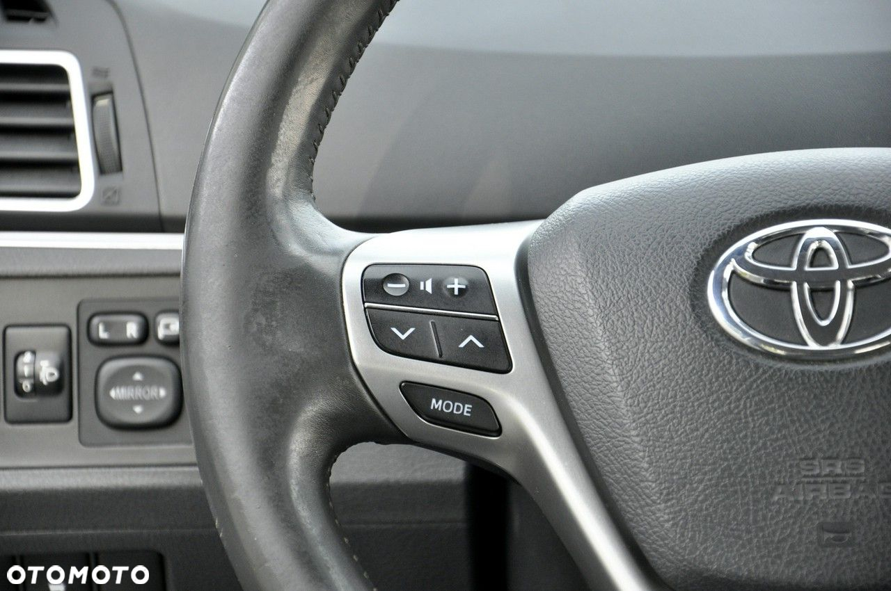 Toyota Verso 2.0 D-4D Premium 7os - 36