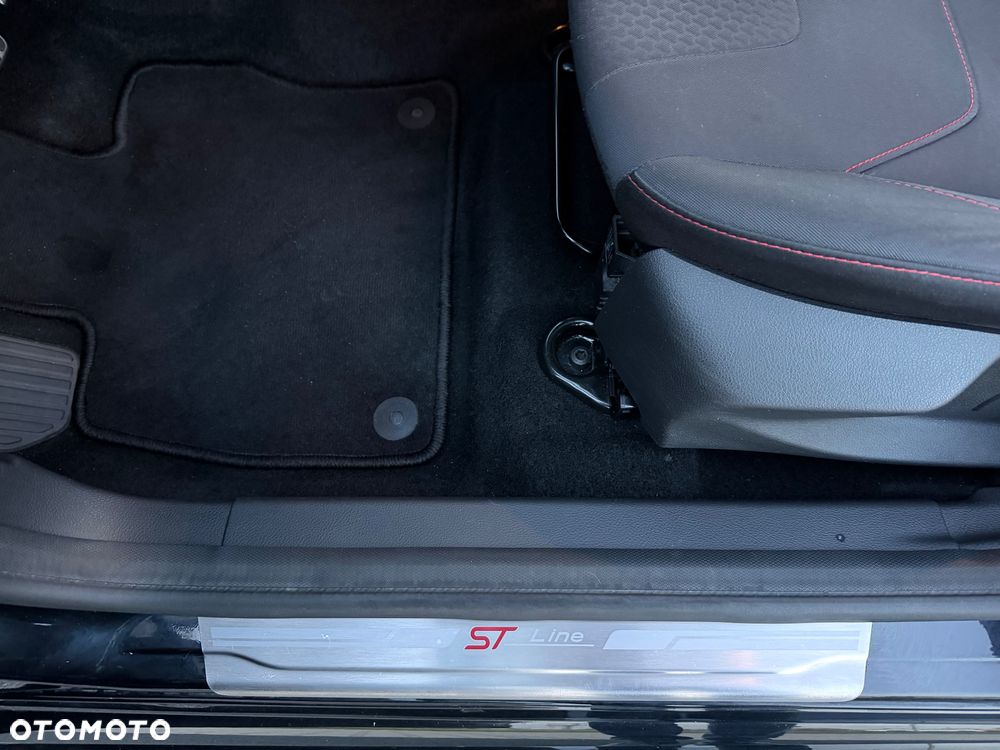 Ford Focus 1.0 EcoBoost ST-Line ASS - 21