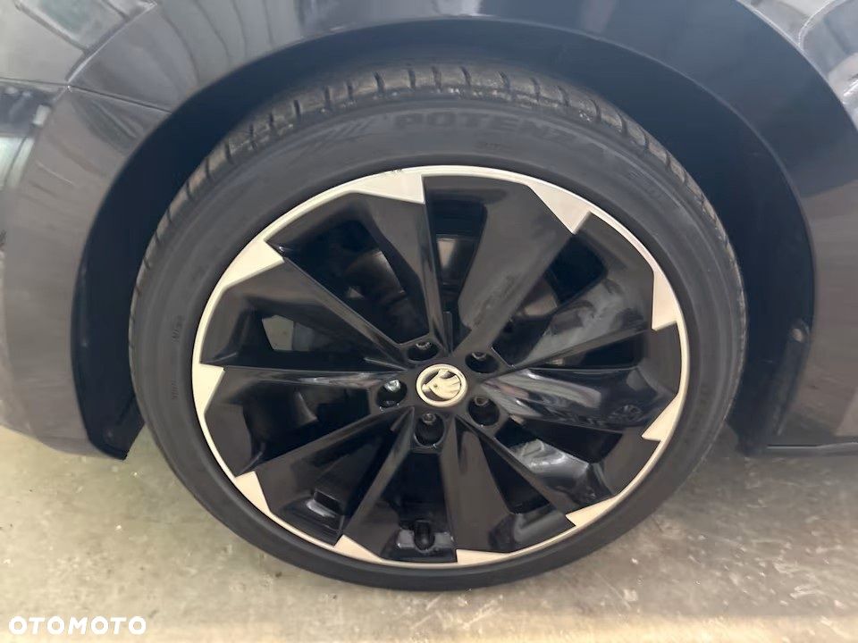 Skoda Superb 2.0 TDI 4x4 DSG Sportline - 12