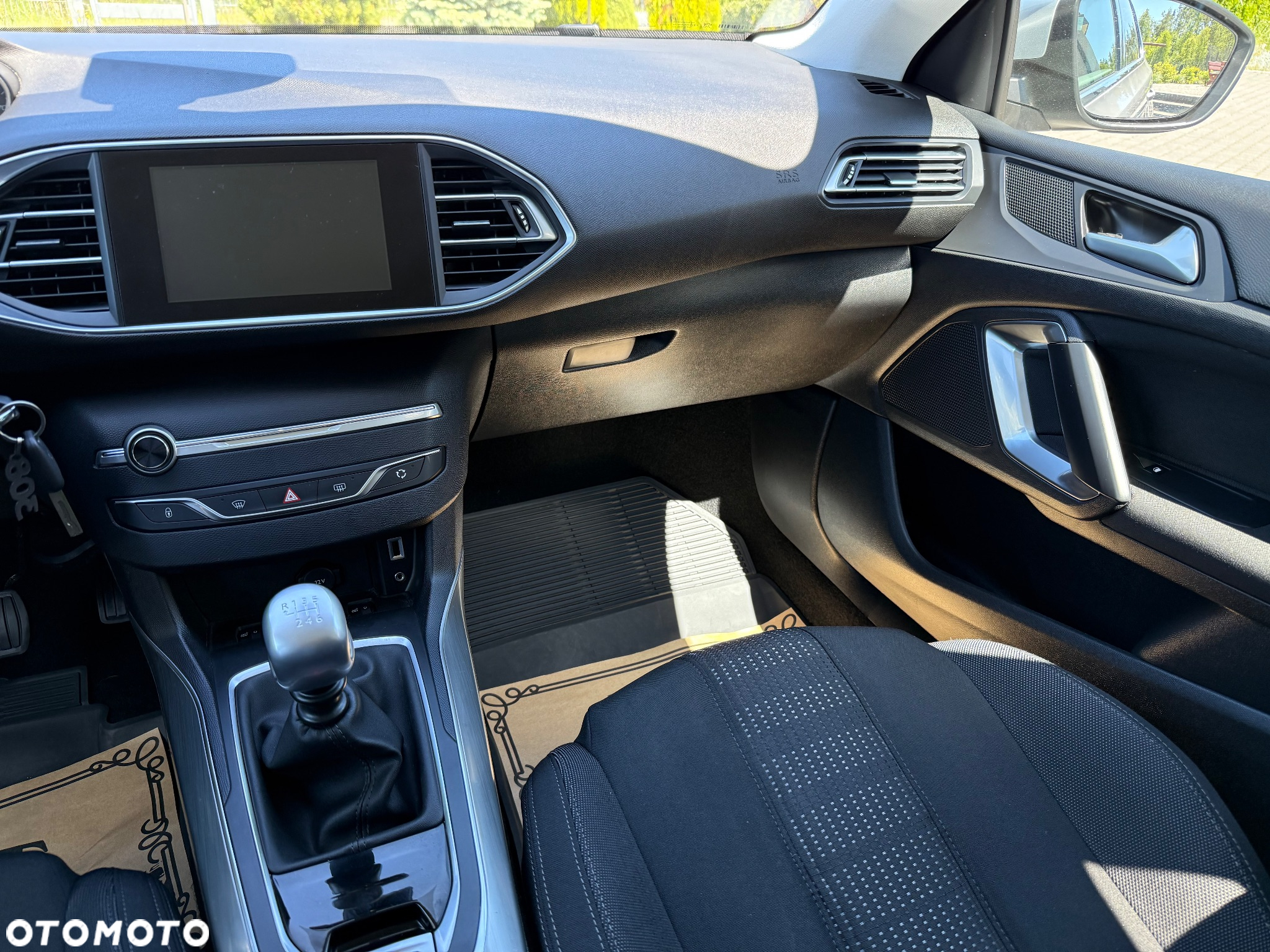 Peugeot 308 BlueHDi FAP 120 Stop & Start Allure - 17