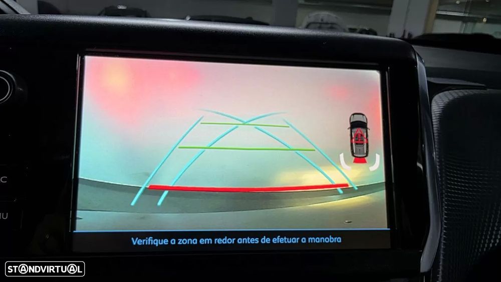 Peugeot 2008 PureTech 110 Stop&Start EAT6 Crossway - 12