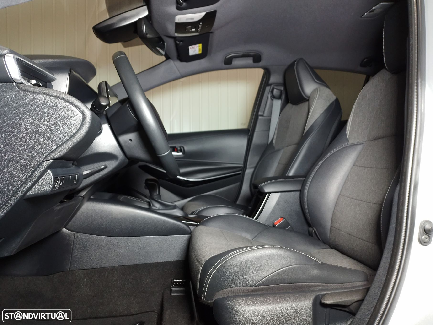 Toyota Corolla 1.8 Hybrid Comfort+P.Sport - 5
