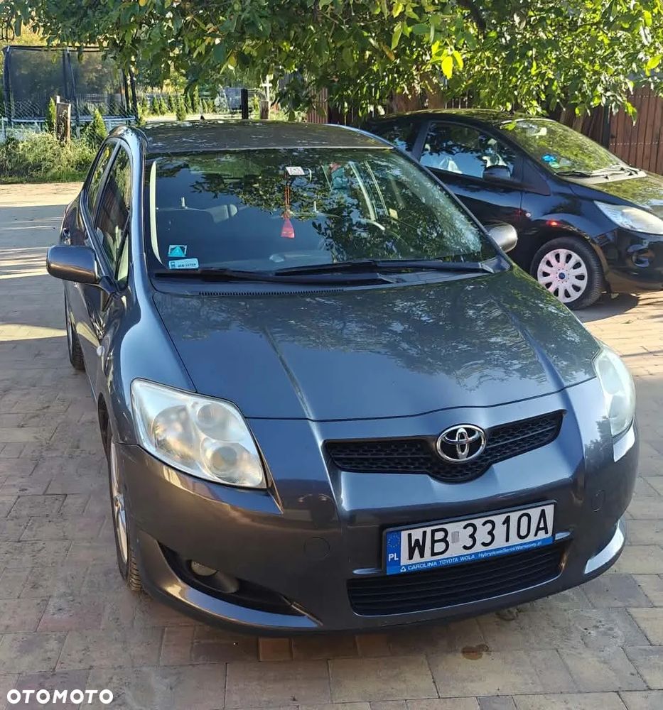 Toyota Auris 2008 photo 2