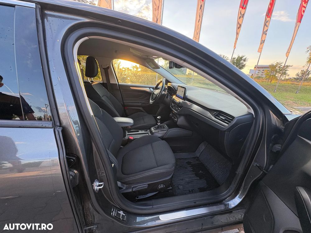 Ford Focus 1.0 EcoBoost Connected - 6