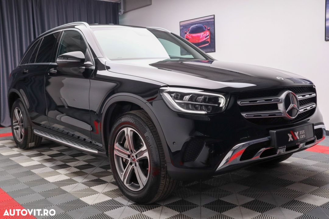 Mercedes-Benz GLC 300 e 4Matic 9G-TRONIC - 11