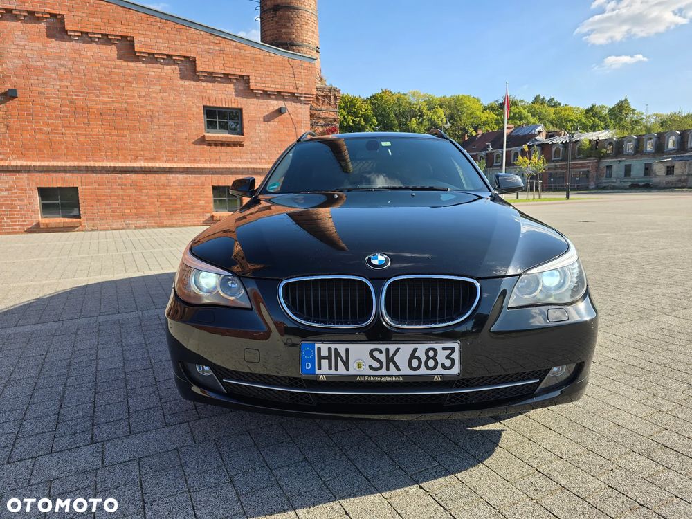 BMW Seria 5 520d Edition Exclusive - 11