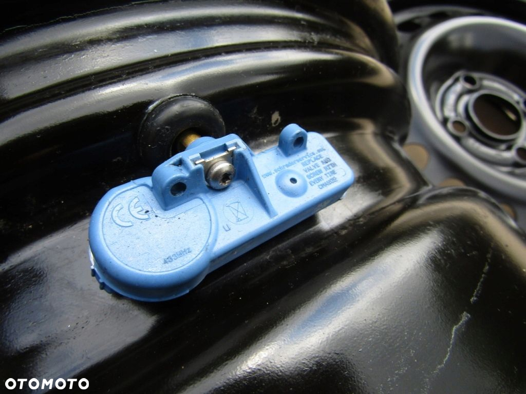 4x Felgi 14 Opel Vectra A Astra F Corsa B C D Combo C ET39  czujniki TPMS - 15