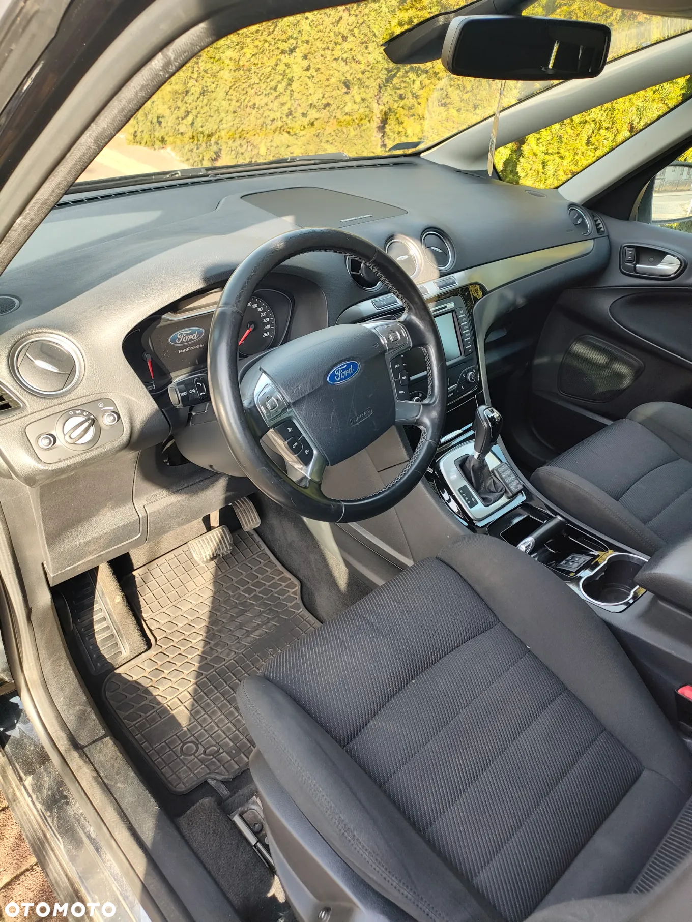 Ford S-Max - 8