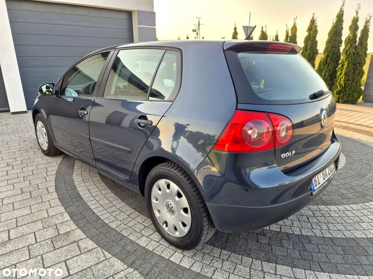 Volkswagen Golf - 9