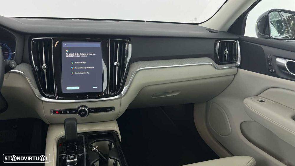 Volvo V60 2.0 T6 AWD TE Plus Bright - 4