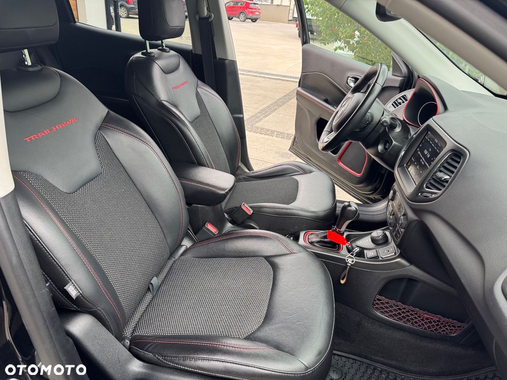 Jeep Compass 2.0 MultiJet Active Drive Low Automatik Trailhawk - 33