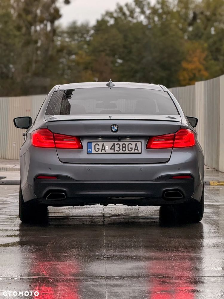 BMW Seria 5 530d xDrive M Sport sport - 12