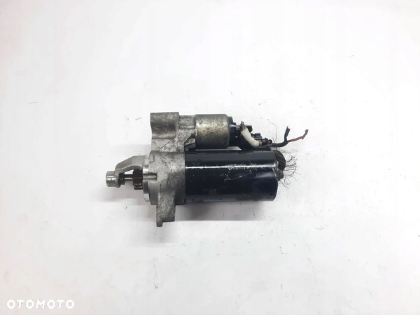ROZRUSZNIK AUDI A4 B8 A5 8T 2.0 TDI CAG 03L911021C