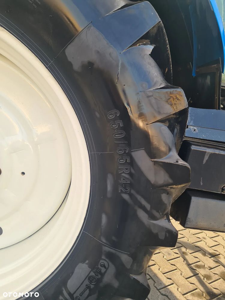 New Holland T7040 AutoCommand - 10