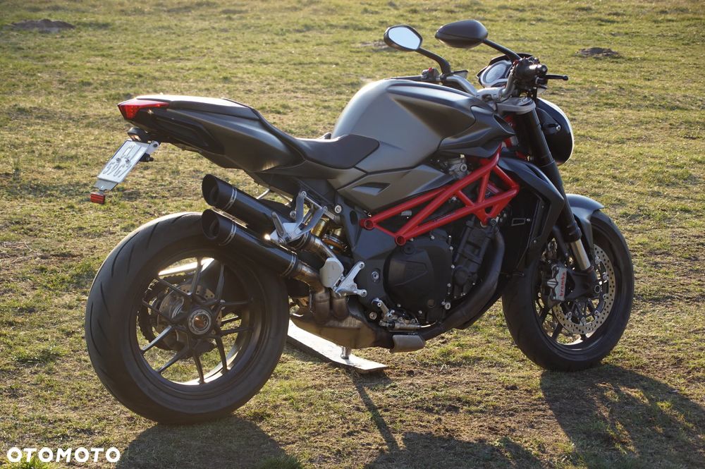 MV AGUSTA Brutale - 2