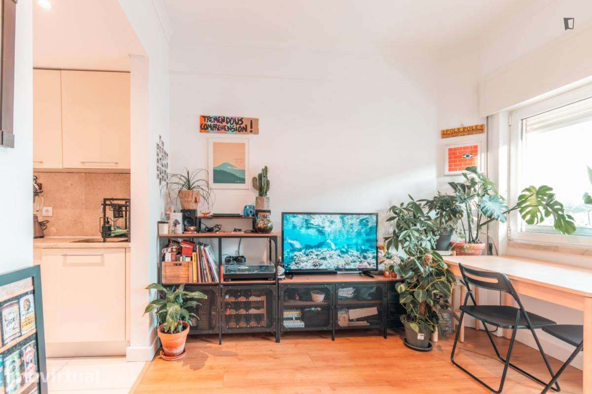 Apartamento com 1 quartos - localizado em Entrecampos Lisbon - Grande imagem: 3/13
