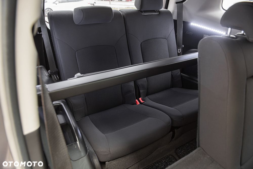 Chevrolet Orlando - 27