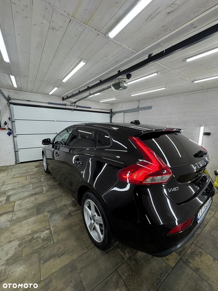 Volvo V40 D2 Drive-E Momentum - 3