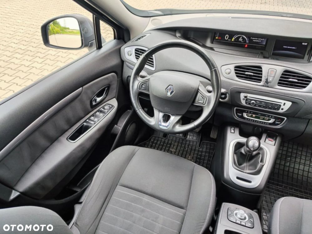 Renault Grand Scenic dCi 110 LIMITED - 22