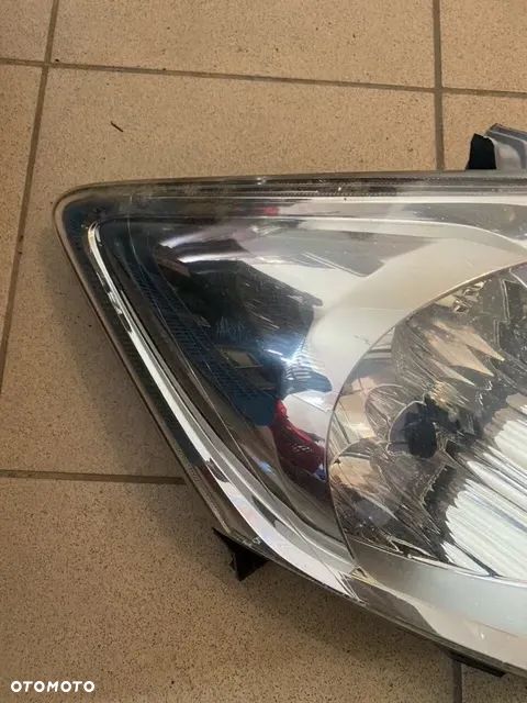 REFLEKTOR LAMPA PRAWA PRZÓD TOYOTA AURIS I XENON 81140-02540 - 2