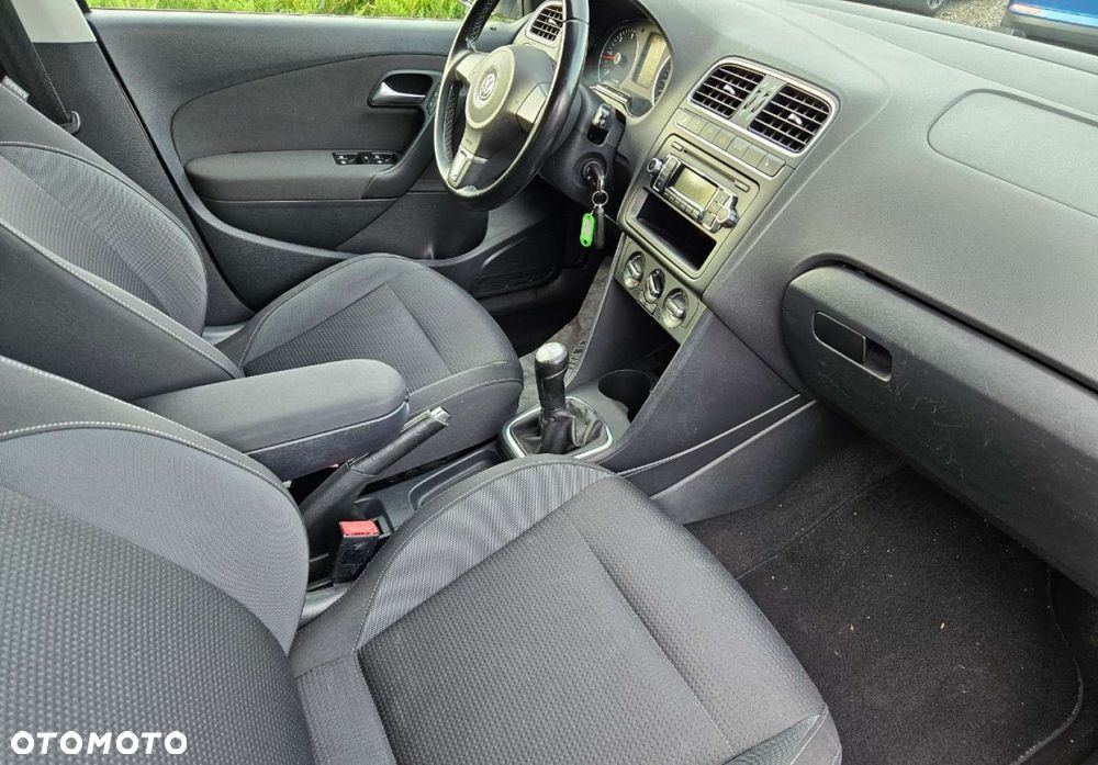 Volkswagen Polo - 9