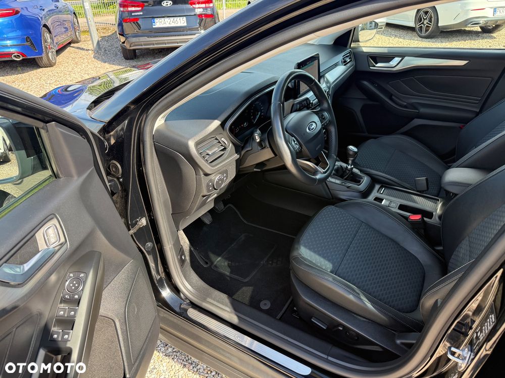 Ford Focus 2.0 EcoBlue Titanium Business - 17