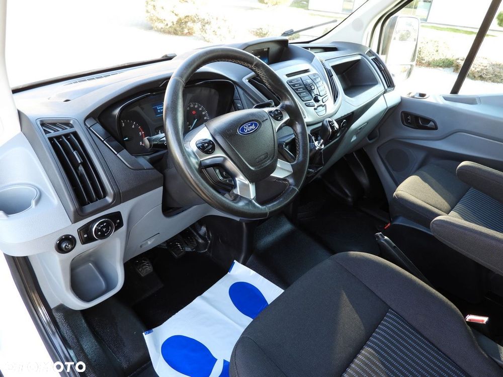 Ford TRANSIT WYWROTKA PODWÓJNA KABINA DOKA 6 MIEJSC TEMPOMAT LEDY BLIŹNIACZE KOŁA KLIMATYZACJA  170KM - 3