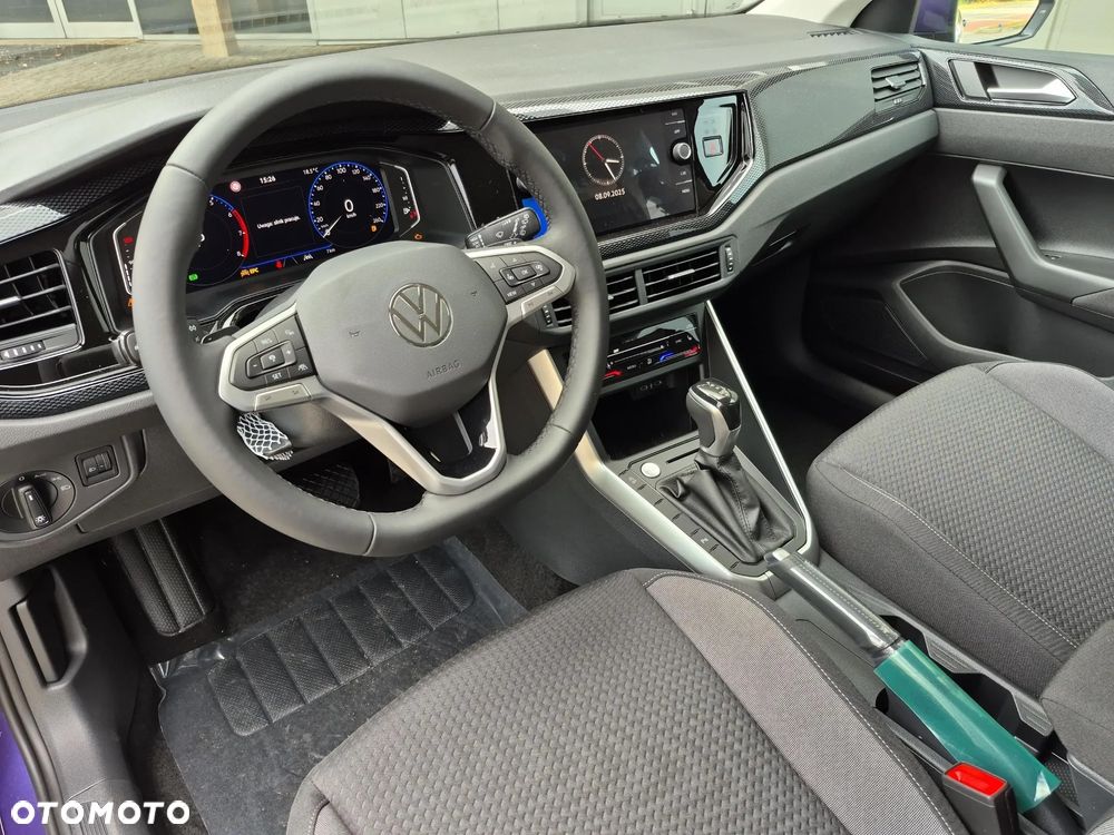 Volkswagen Polo 1.0 TSI Life Plus DSG - 9