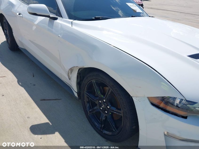Ford Mustang 2.3 Eco Boost - 3