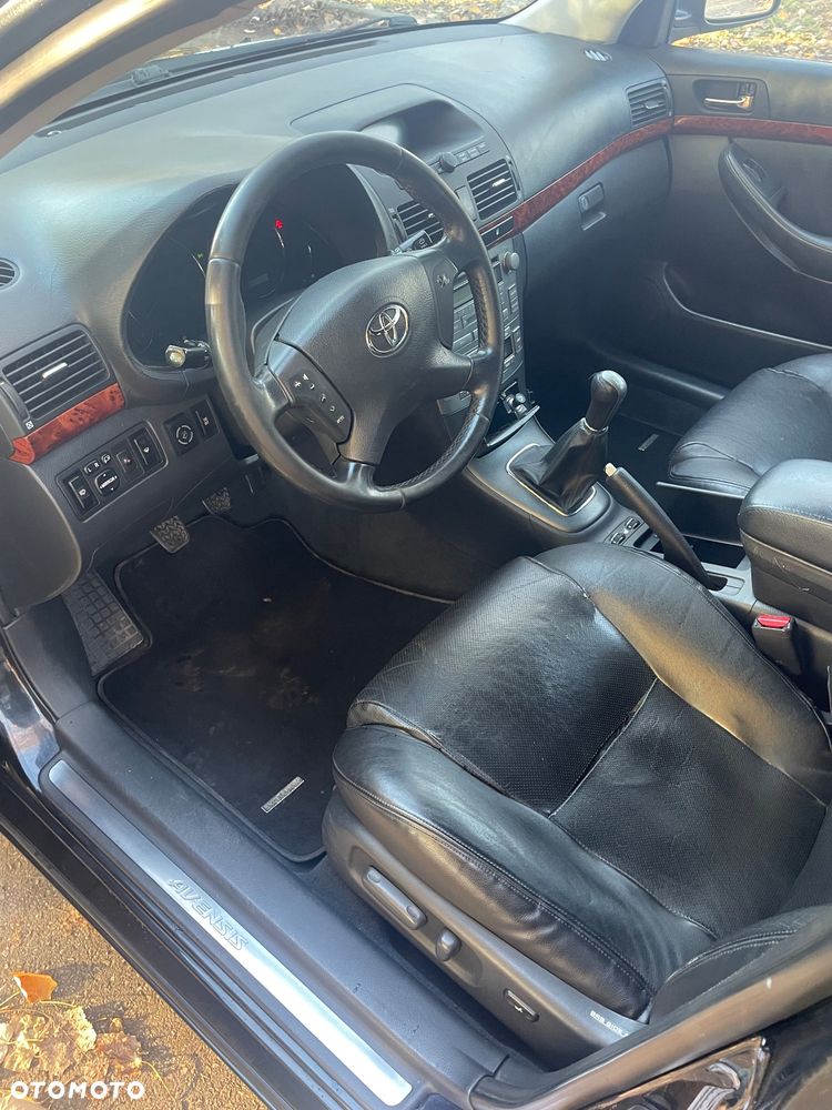Toyota Avensis 2.0 VVT-i Prestige - 9