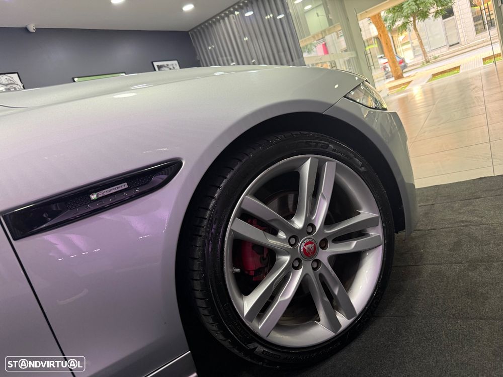 Jaguar XE 20d Aut. R-Sport - 31