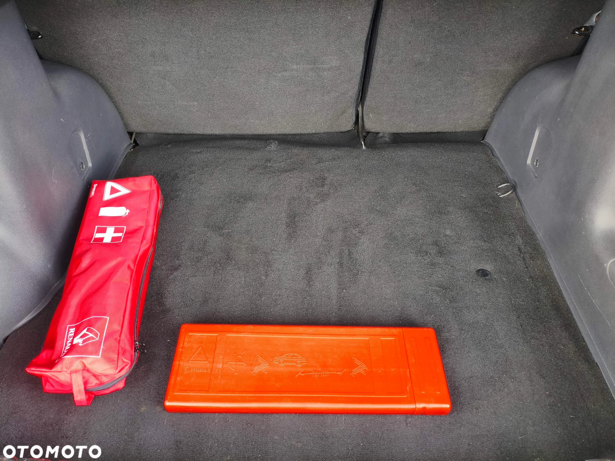 Dacia Duster 1.6 SCe Laureate S&S - 22