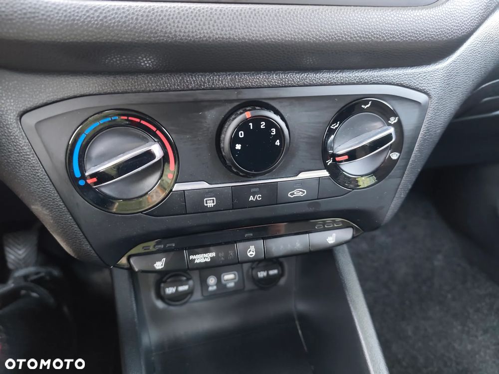 Hyundai i20 - 13