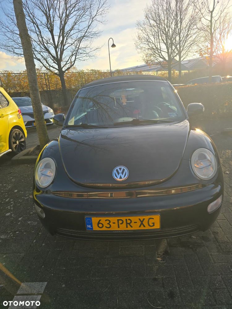 Volkswagen New Beetle 1.6 - 8