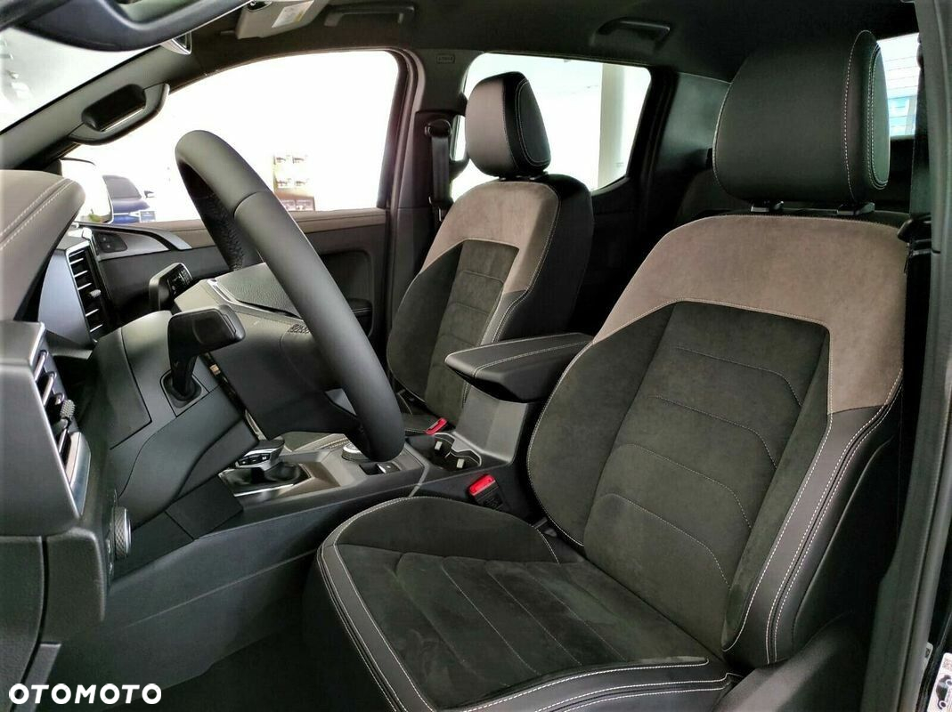 Volkswagen Amarok - 10