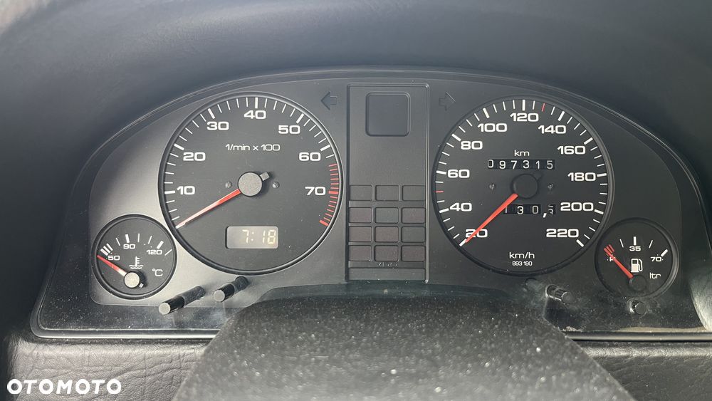 Audi 80 1.8 CC - 8