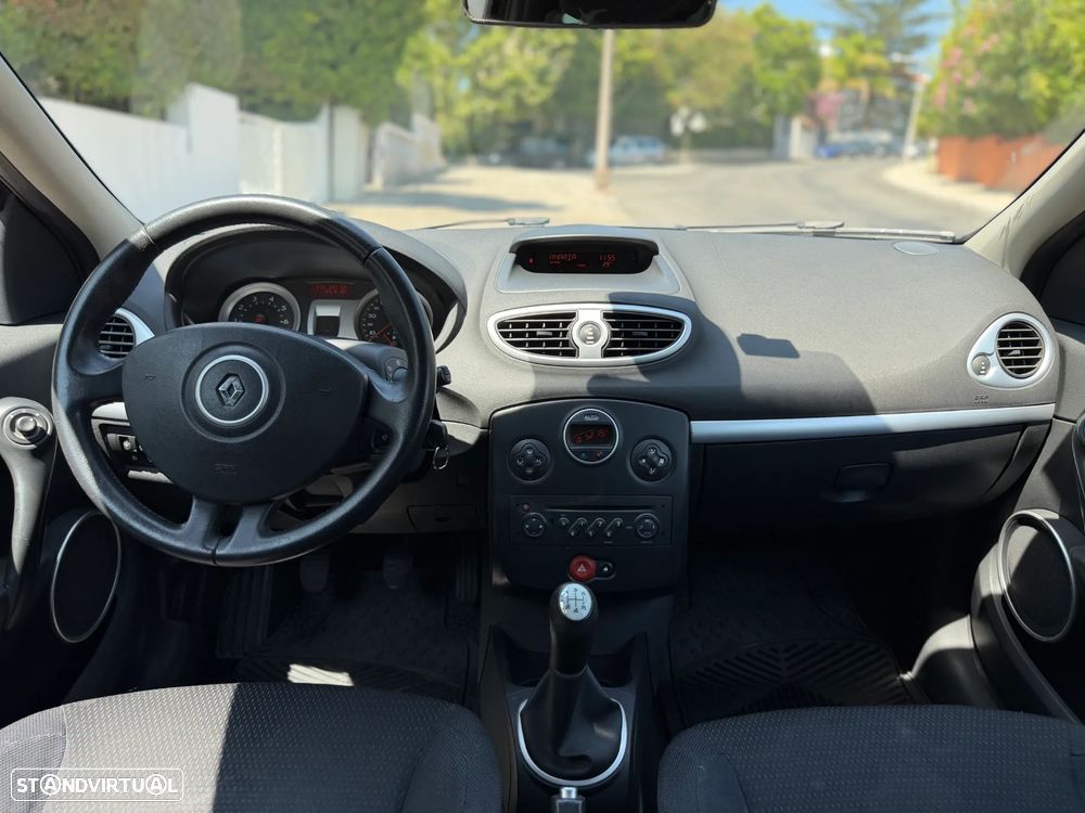 Renault Clio 1.2 16V Pack - 15