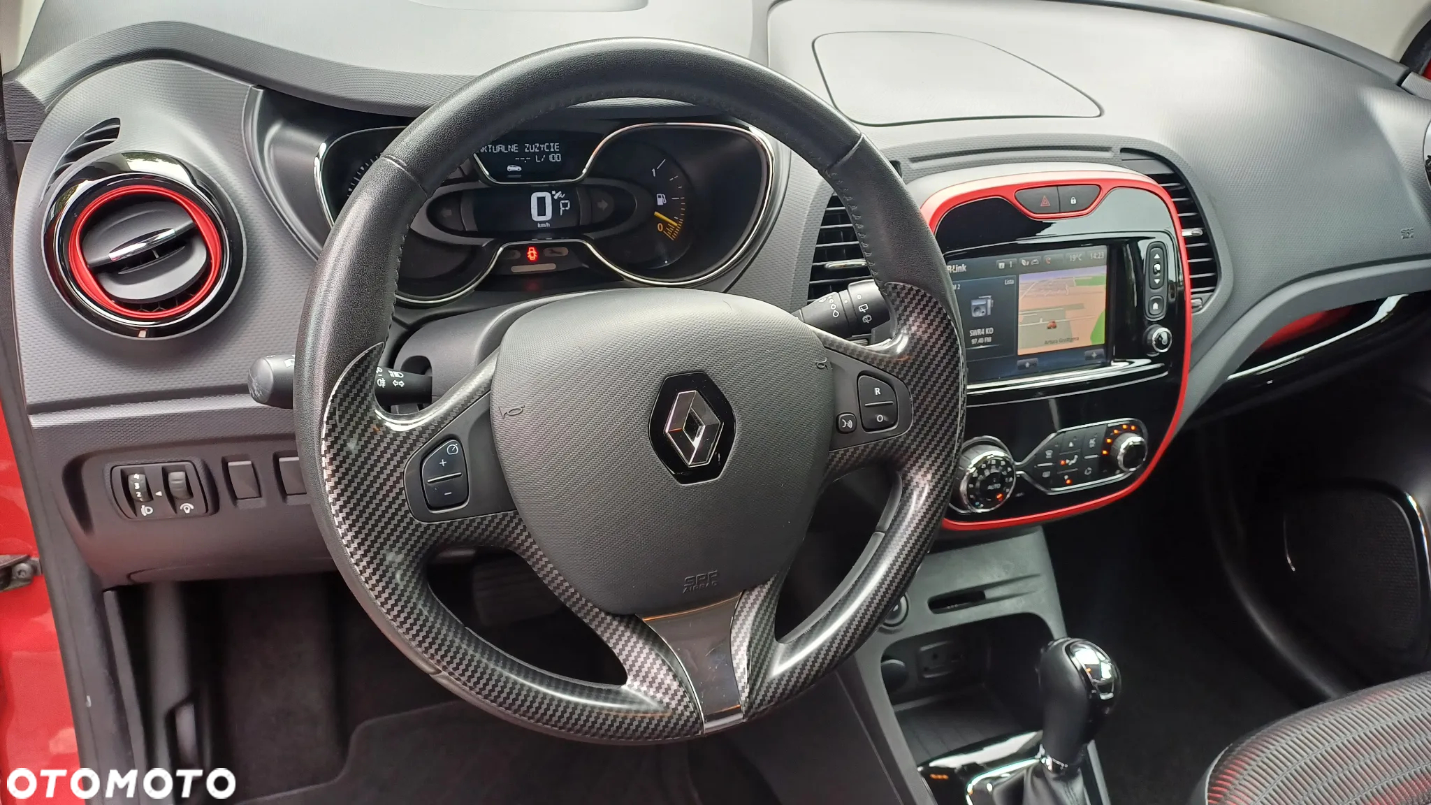 Renault Captur TCe 120 EDC Helly Hansen - 13