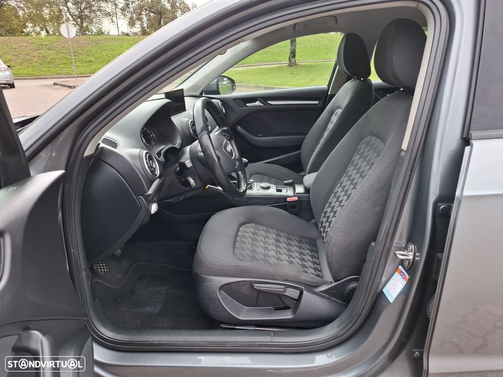 Audi A3 Sportback 2.0 TDI Attraction - 8