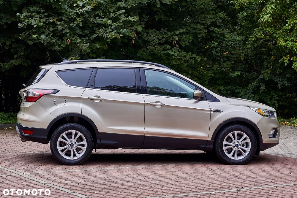 Ford Kuga - 7