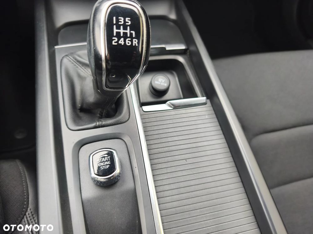 Volvo V60 D3 Summum - 27
