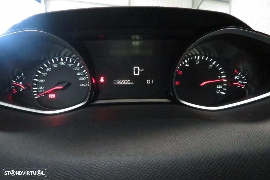 Peugeot 308 SW 1.5 BlueHDi Style - 28