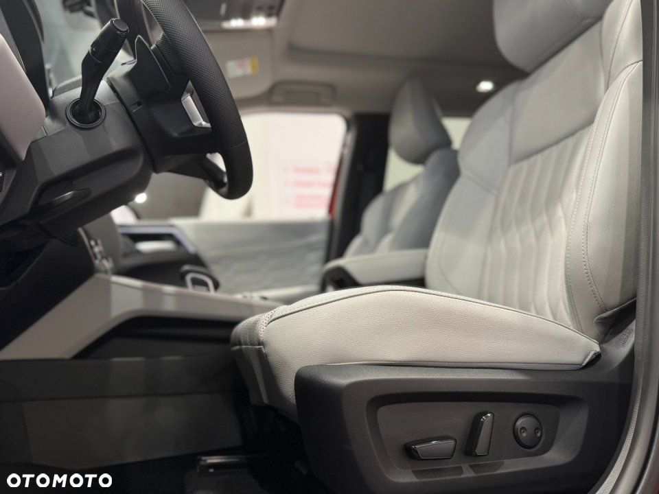 Mitsubishi Outlander - 8