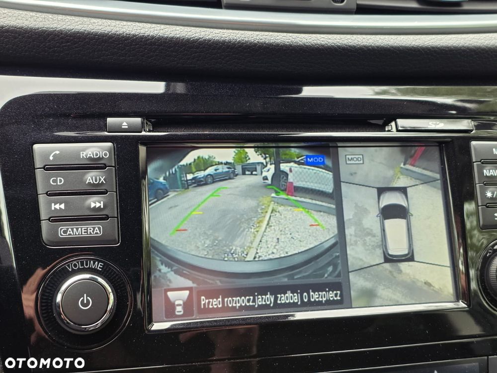 Nissan Qashqai 1.6 DCi N-Connecta - 18