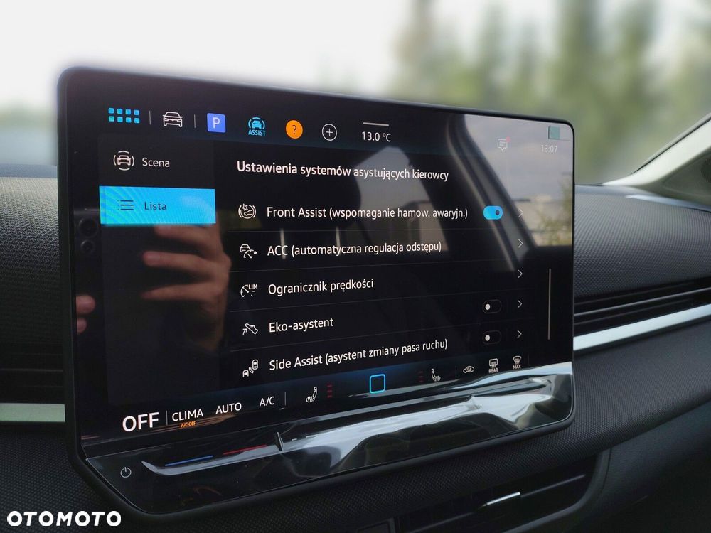 Volkswagen T-Roc - 22
