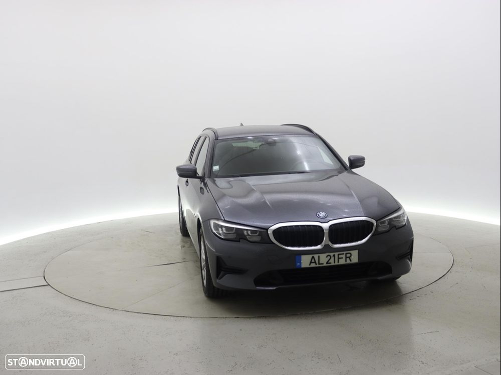 BMW 320 e Corporate Edition Auto - 11